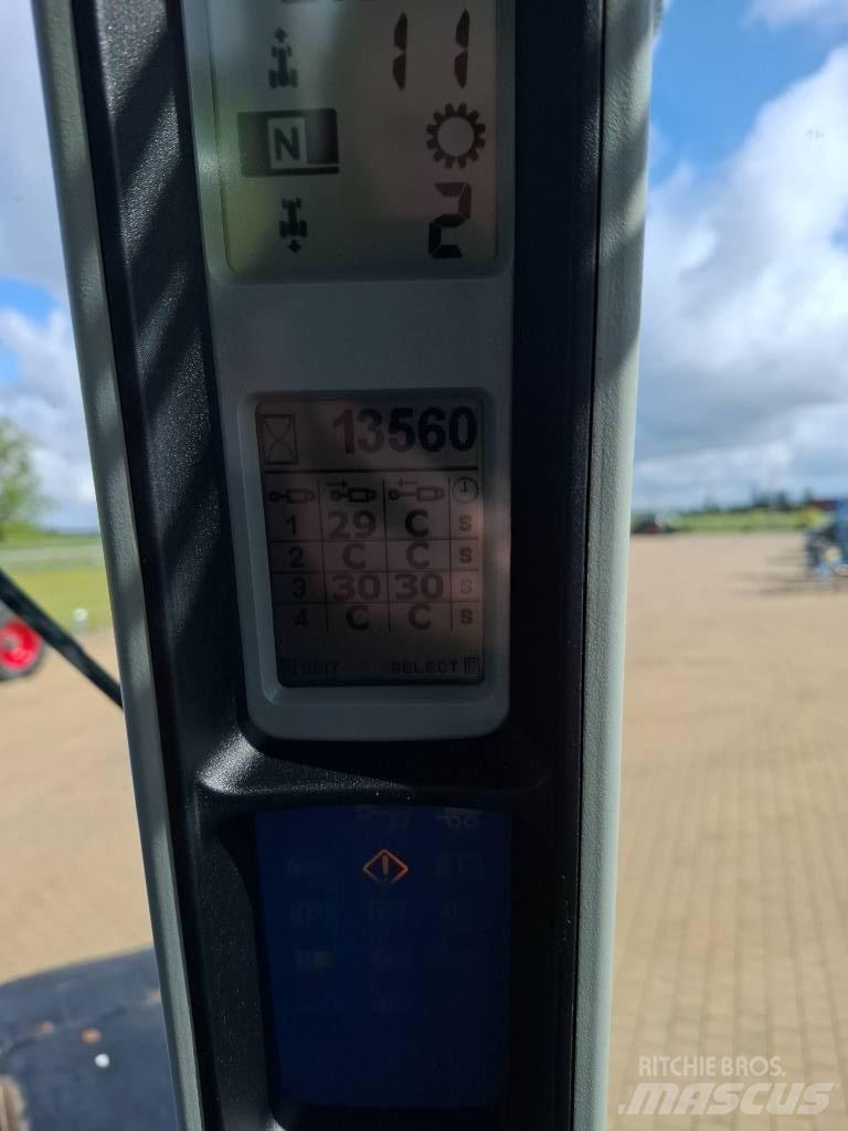New Holland T 8050 Traktoren