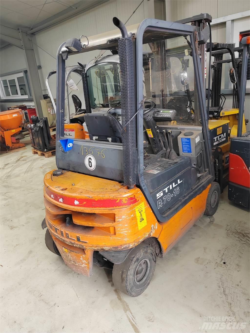 Still R70-16D Diesel Stapler