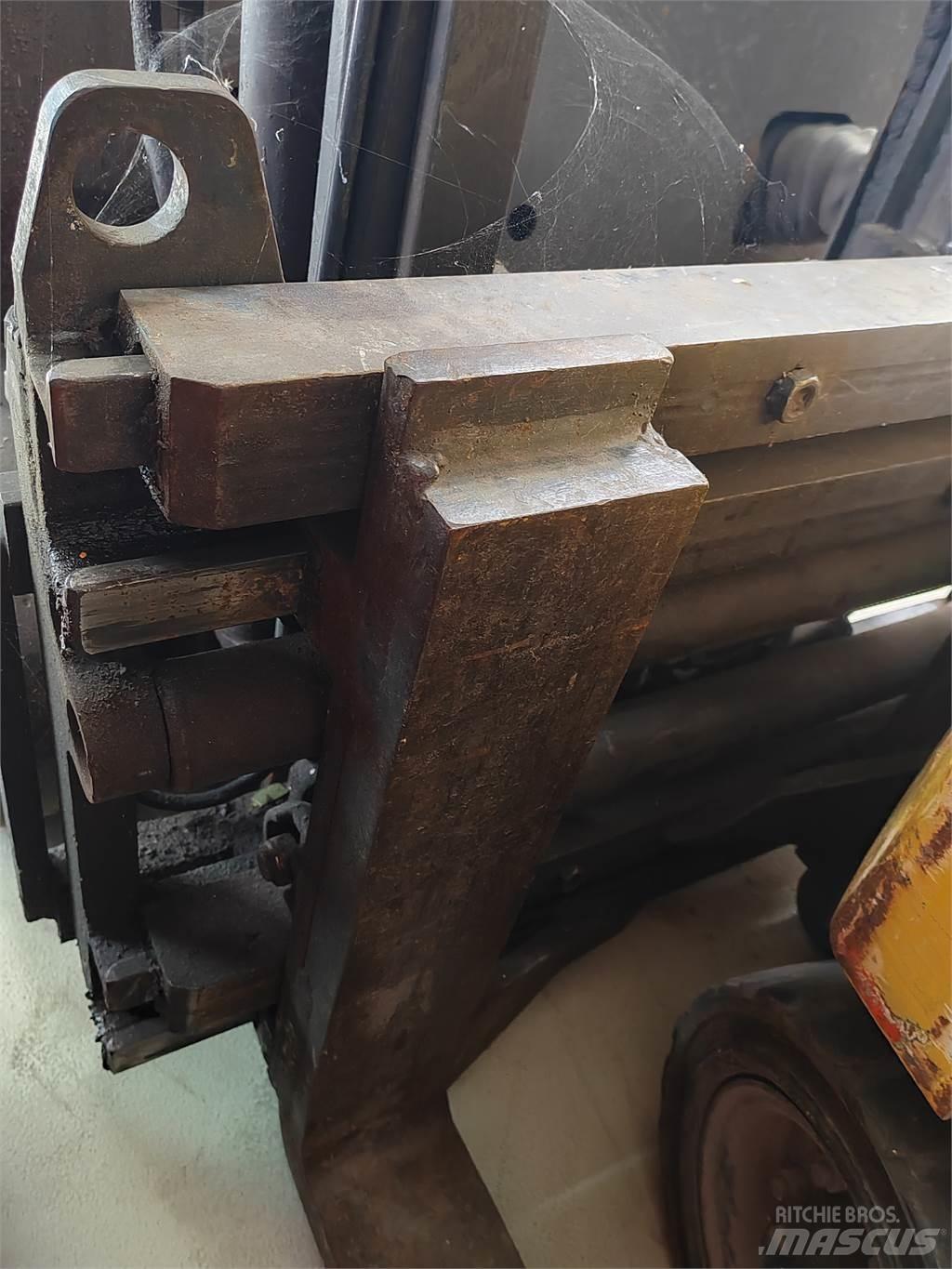 Still R70-16D Diesel Stapler