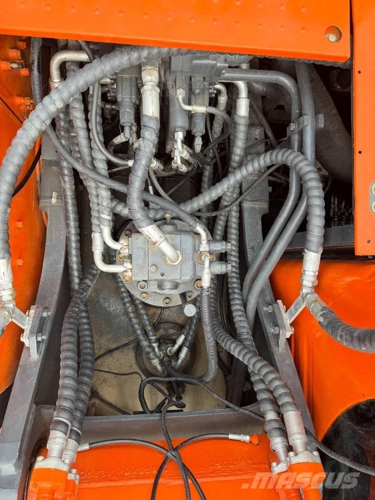 Doosan DX 300 Raupenbagger