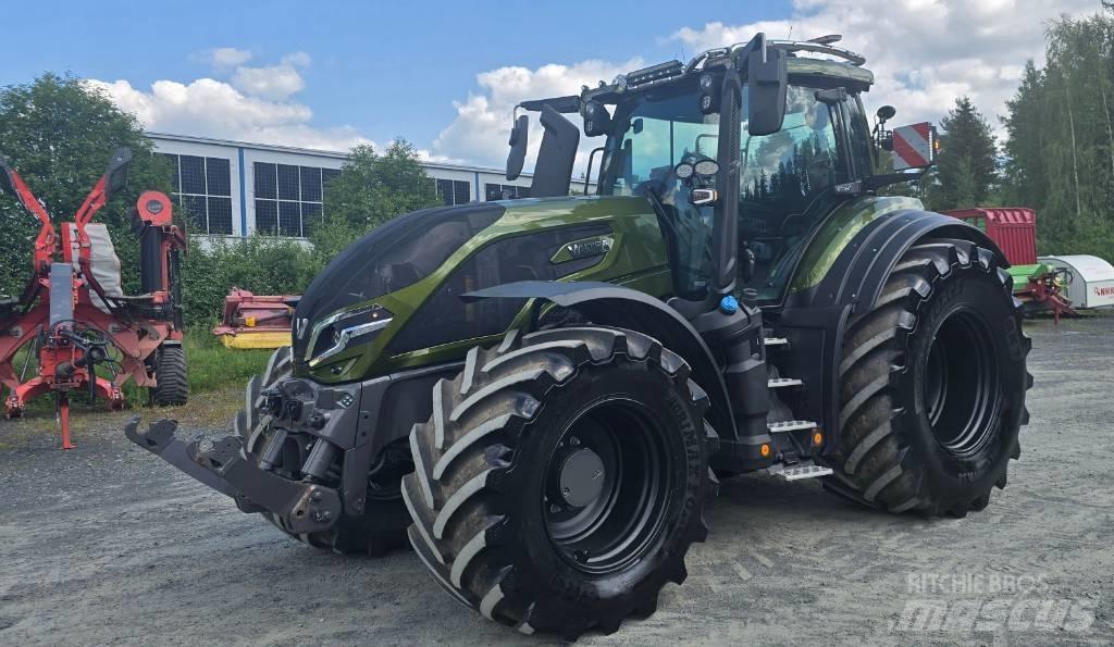 Valtra Q 285 Traktoren