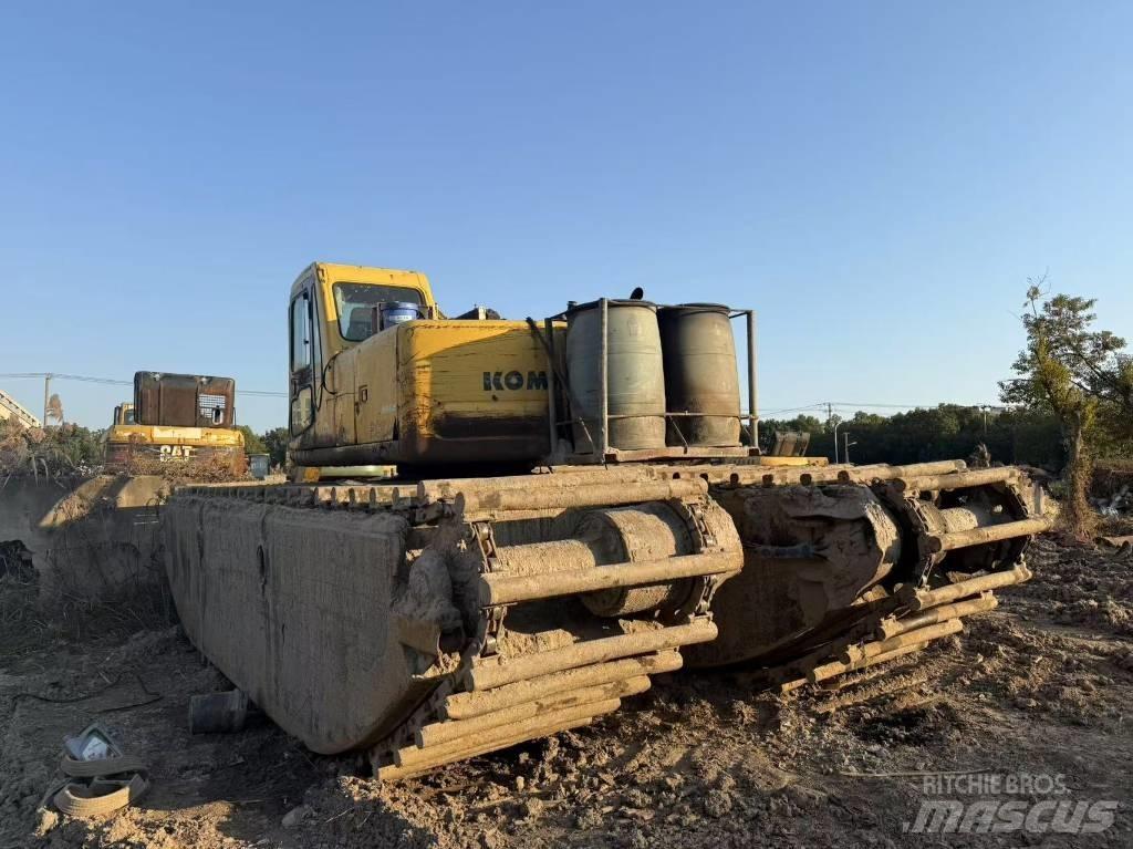 Komatsu PC 200-6 Amphibienbagger