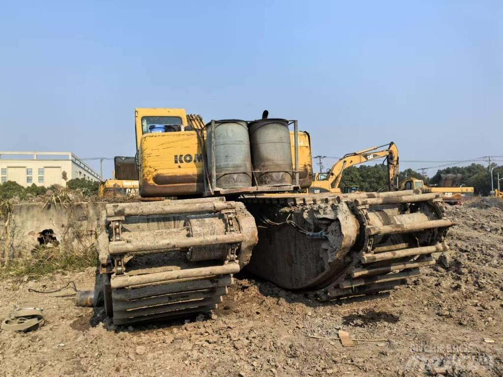 Komatsu PC 200-6 Amphibienbagger