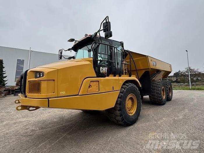 CAT 730 Dumper - Knickgelenk
