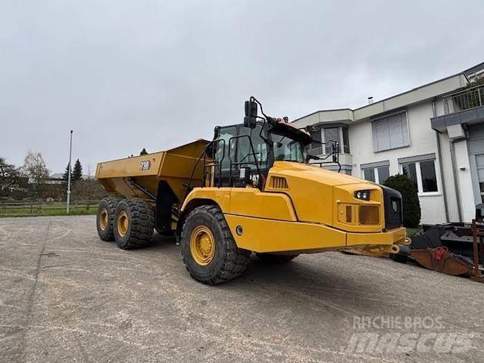 CAT 730 Dumper - Knickgelenk