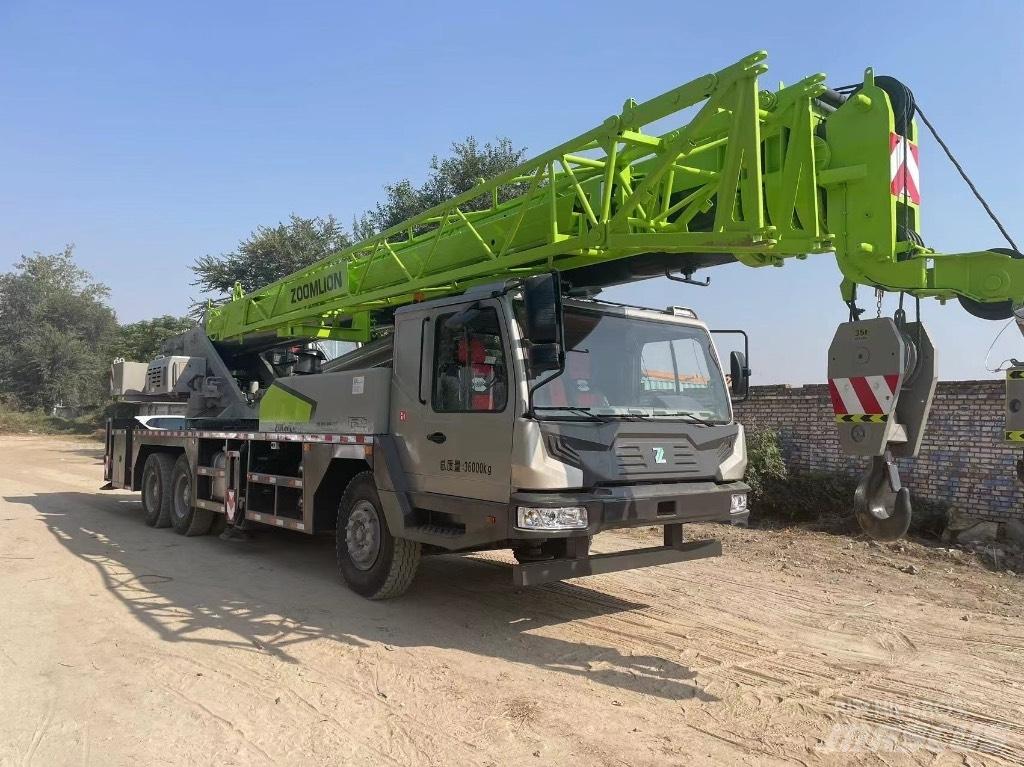 Zoomlion ZTC350H All-Terrain-Krane