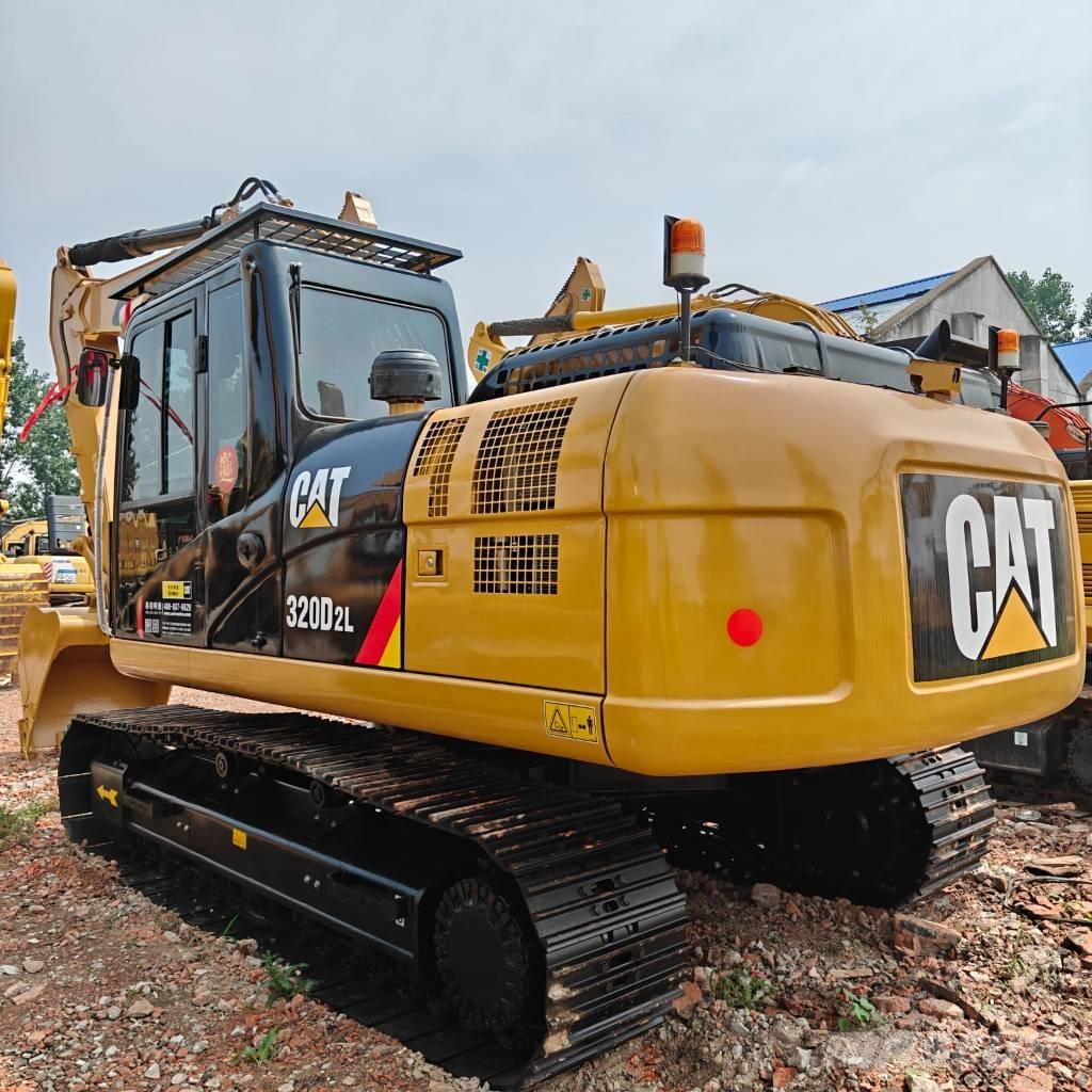 CAT 320D2L Raupenbagger