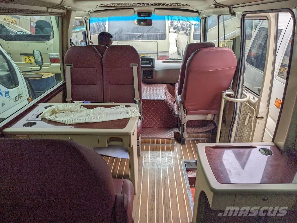 Toyota Coaster Bus Minibusse