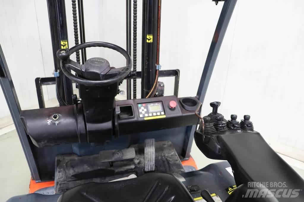 Toyota 8FBMT25 Elektro Stapler