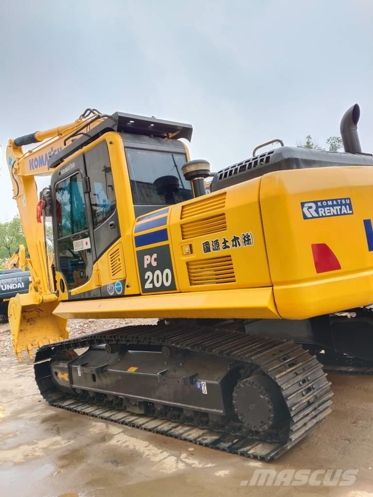 Komatsu PC 200-8 Raupenbagger
