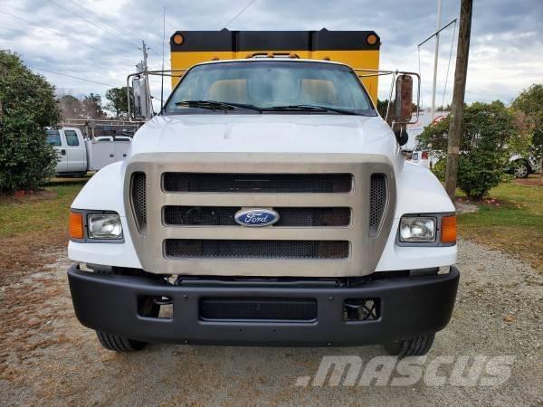 Ford F 650 XL SD Holztransportanhänger