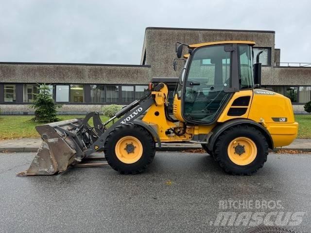 Volvo L 25 F Radlader
