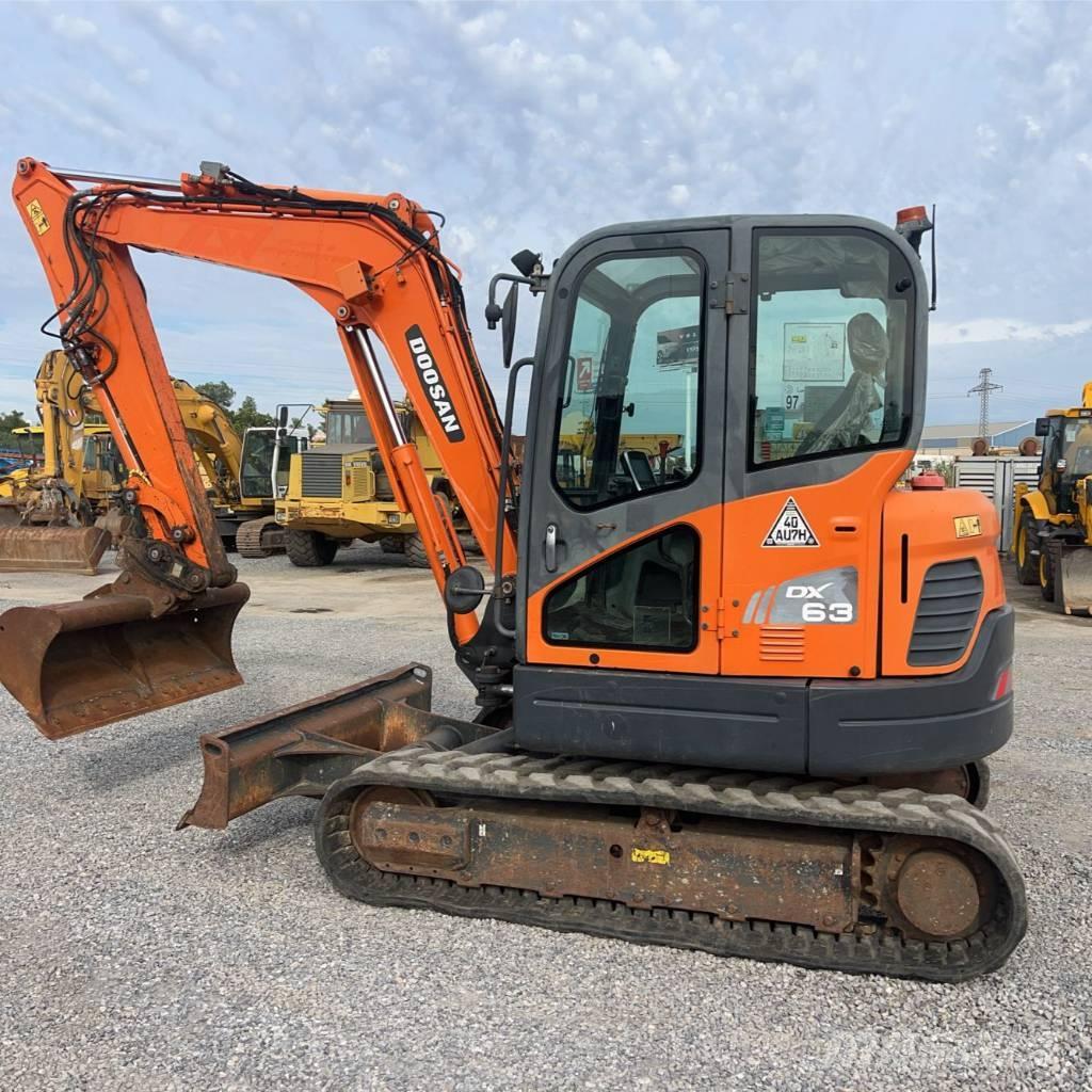 Doosan DX 63-3 Minibagger < 7t