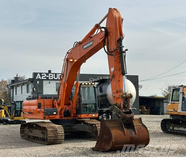 Doosan DX 300 LC-3 Raupenbagger