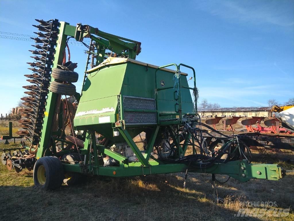 John Deere 740 A 9m Drillmaschinen