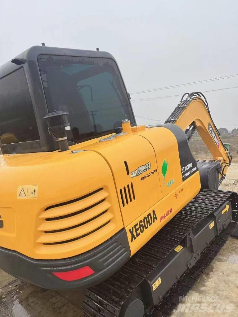 XCMG XE 60 DA Minibagger < 7t