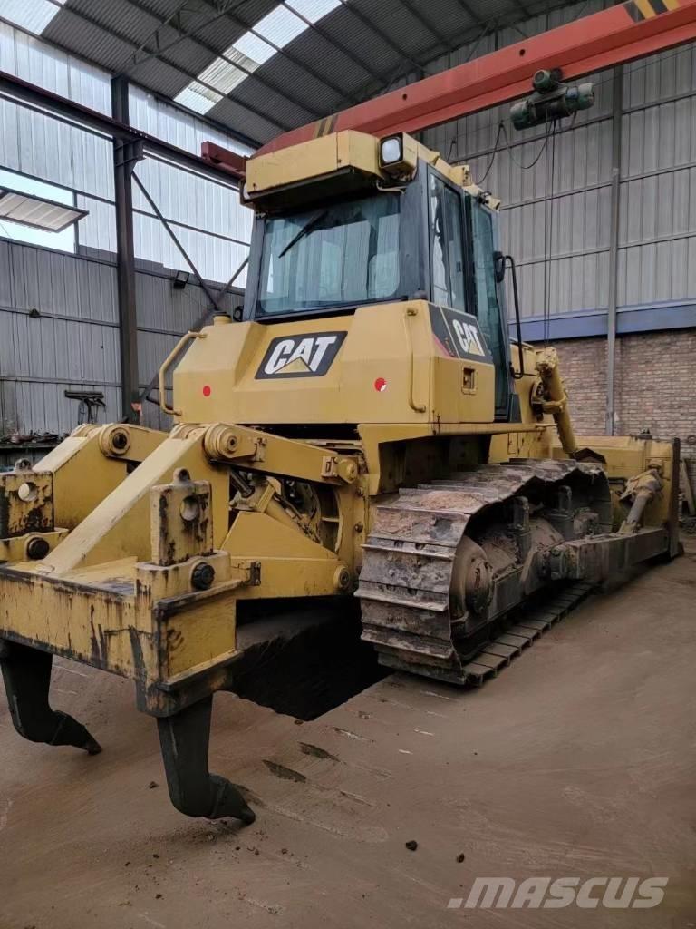 CAT D7G2 Bulldozer