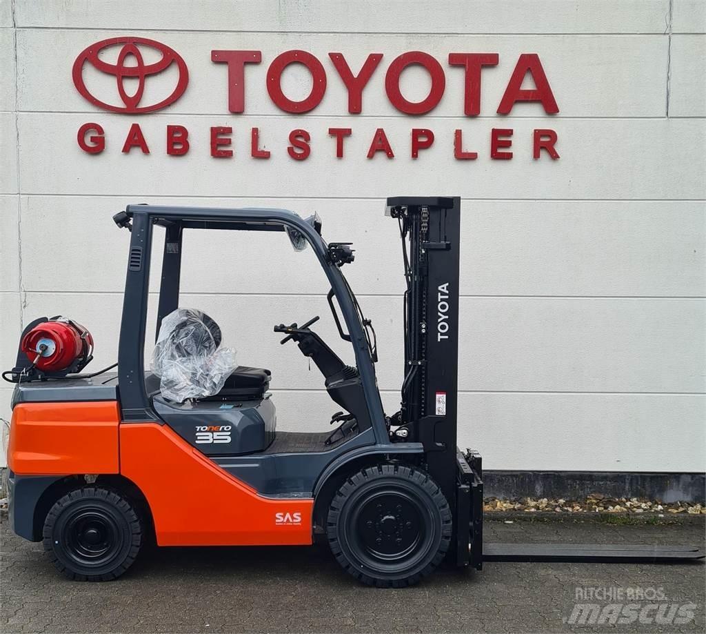 Toyota 02-8FGJF35 Gas Stapler