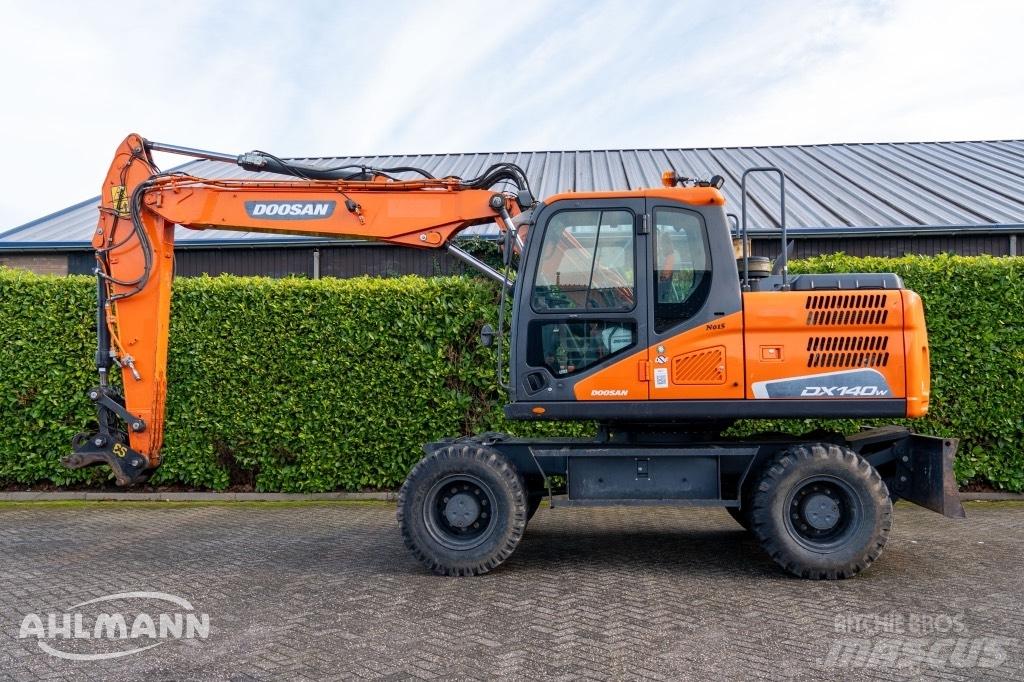 Doosan DX140W-5 Mobilbagger