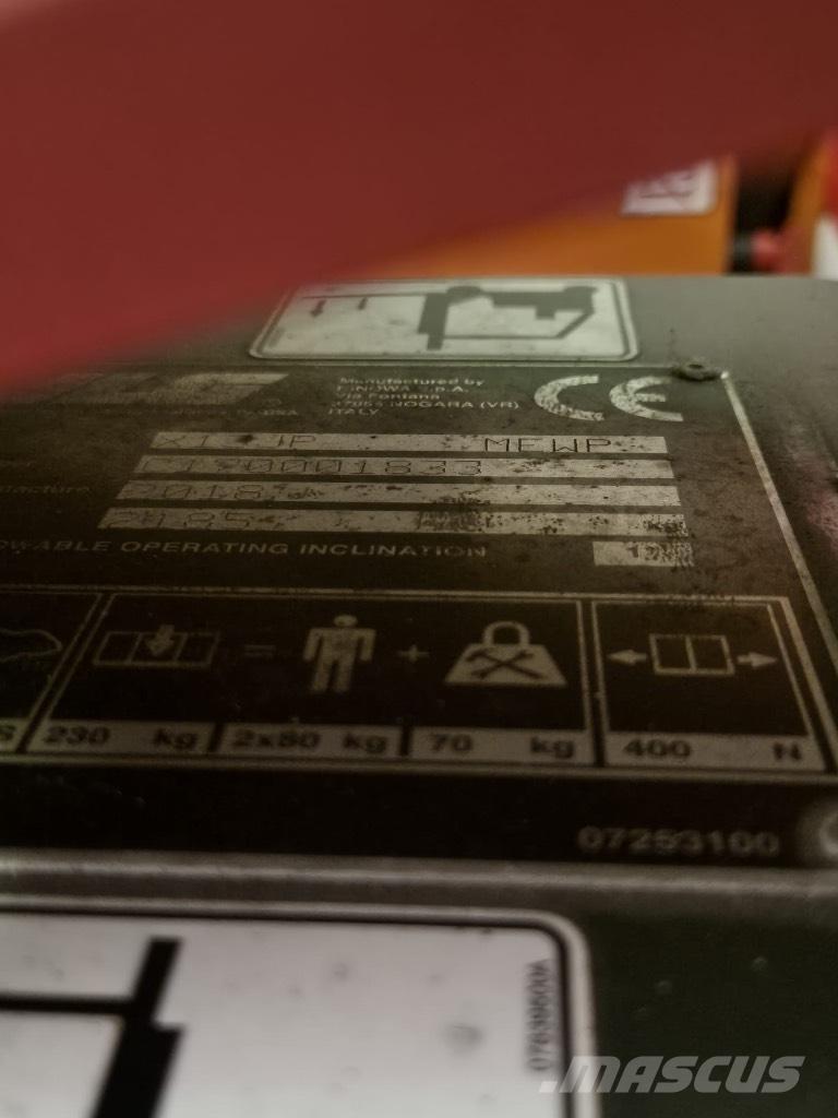 JLG X13JP Gelenkteleskoparbeitsbühnen