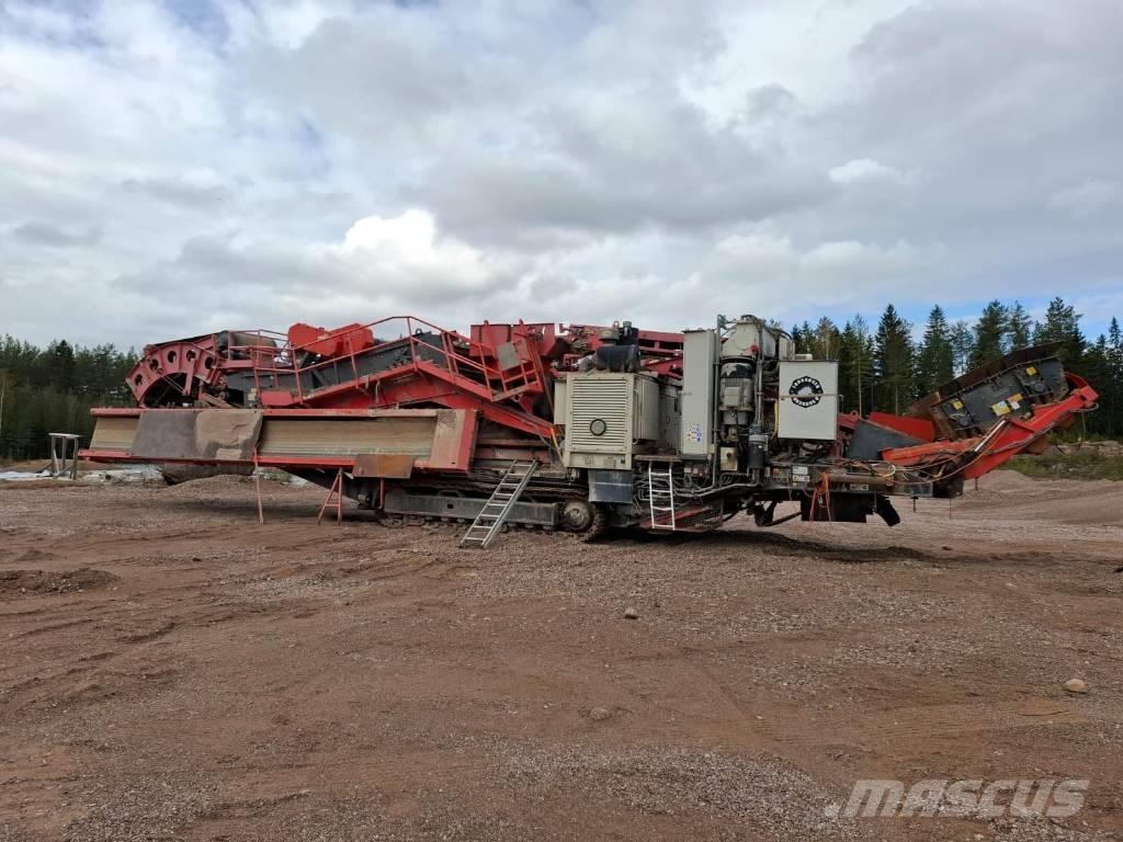 Sandvik UH 450 E Mobile Brecher