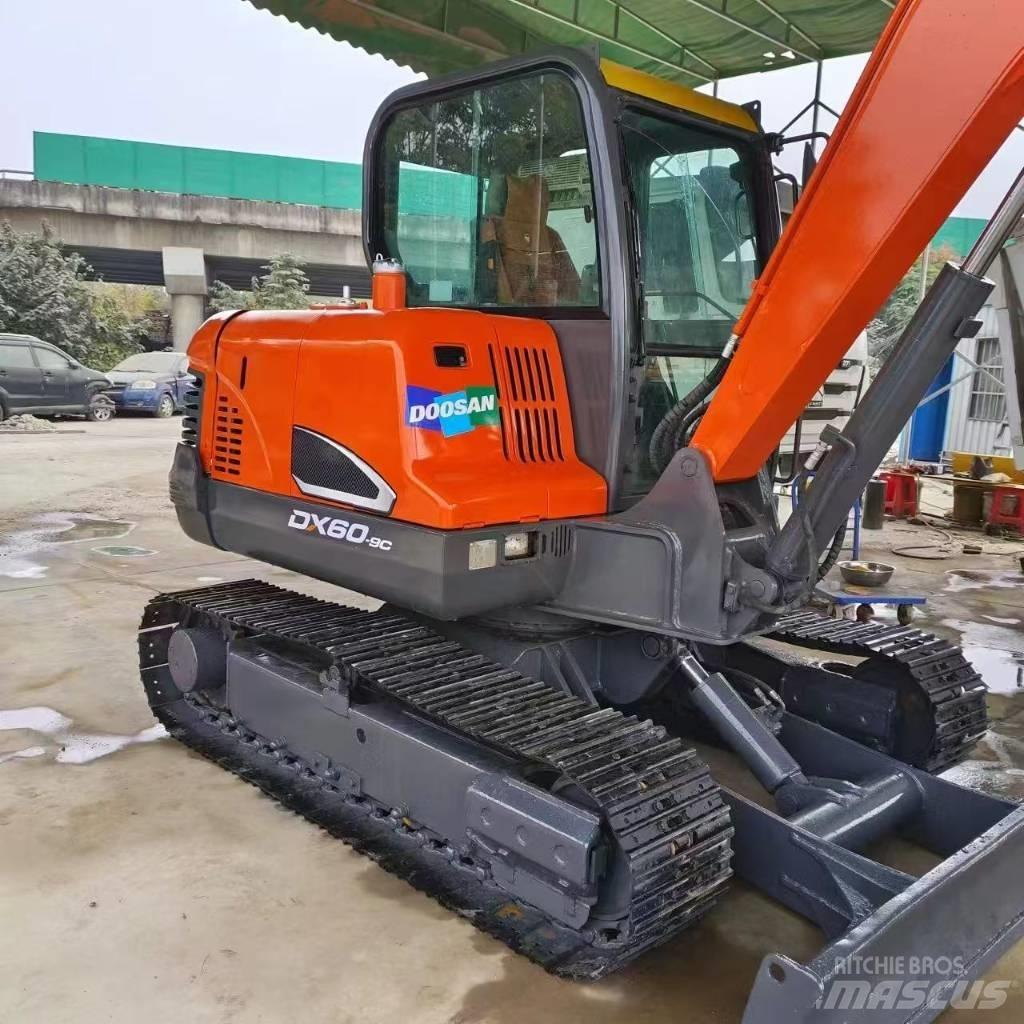 Doosan DX 60-9 C Raupenbagger