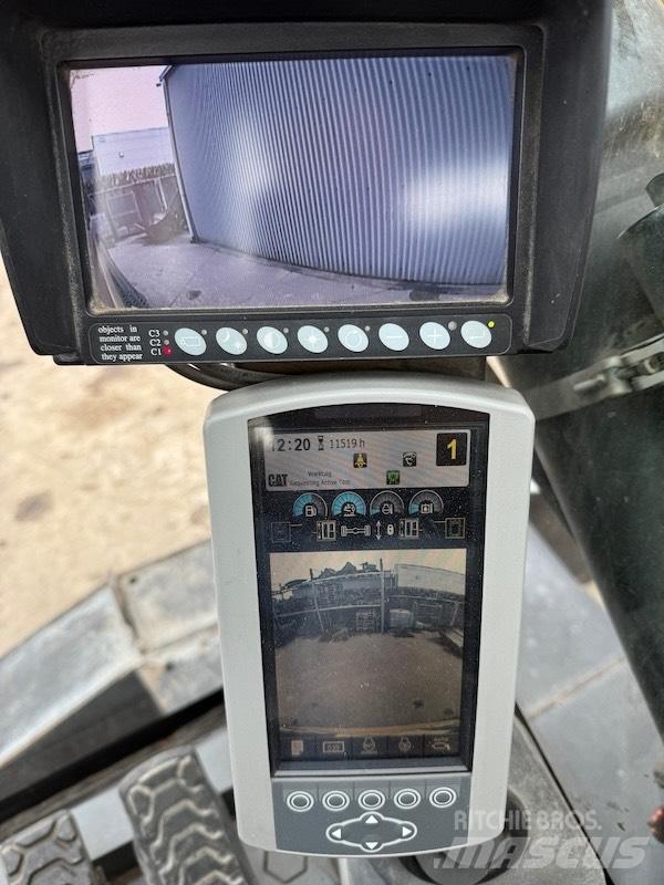 CAT MH 3022 Materialumschlag