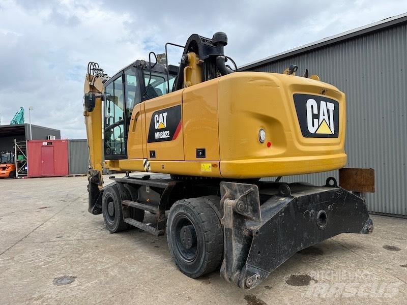 CAT MH 3022 Materialumschlag