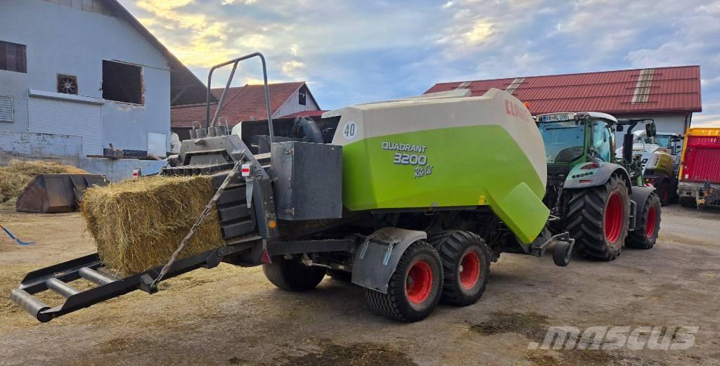 CLAAS RC3200 Quaderpressen