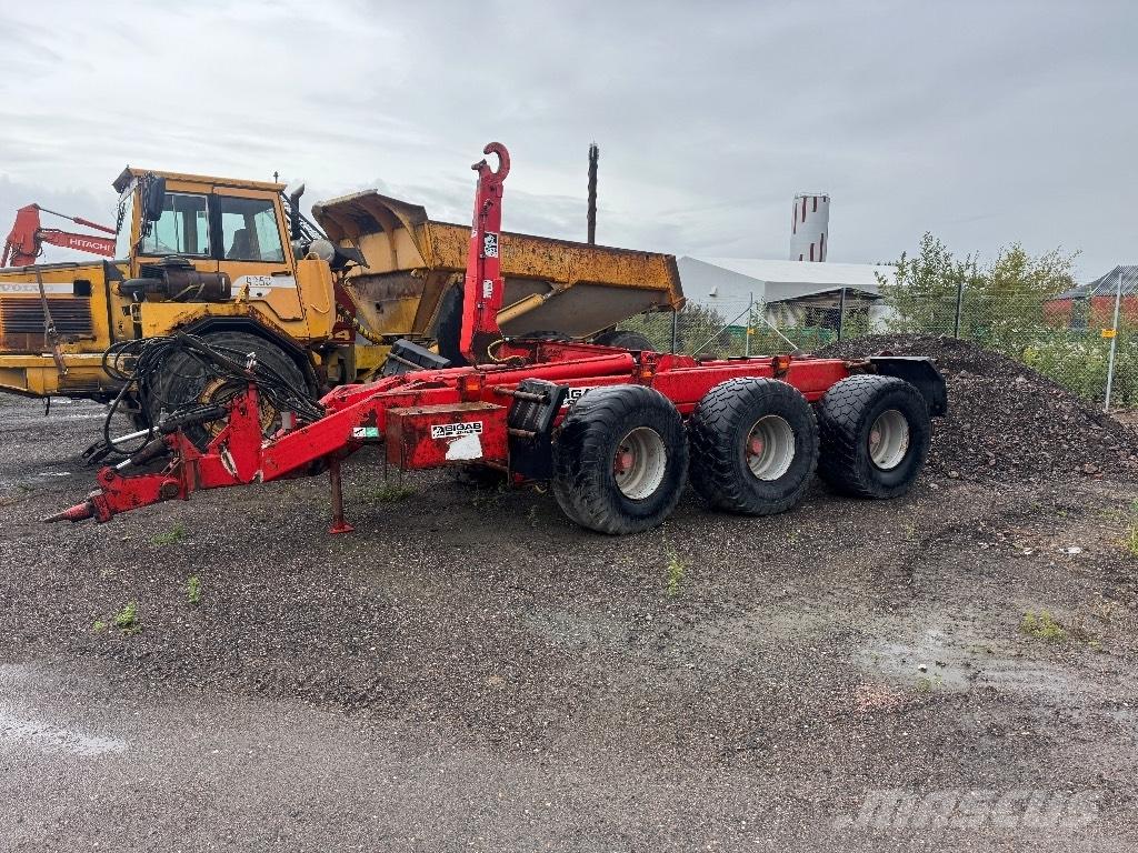 Bigab 22-27 Anhänger mit Hakenlift