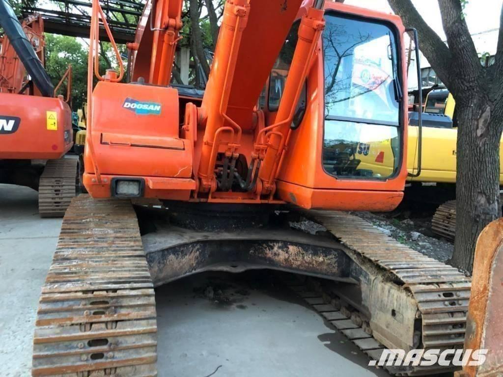 Doosan 220-7 Raupenbagger