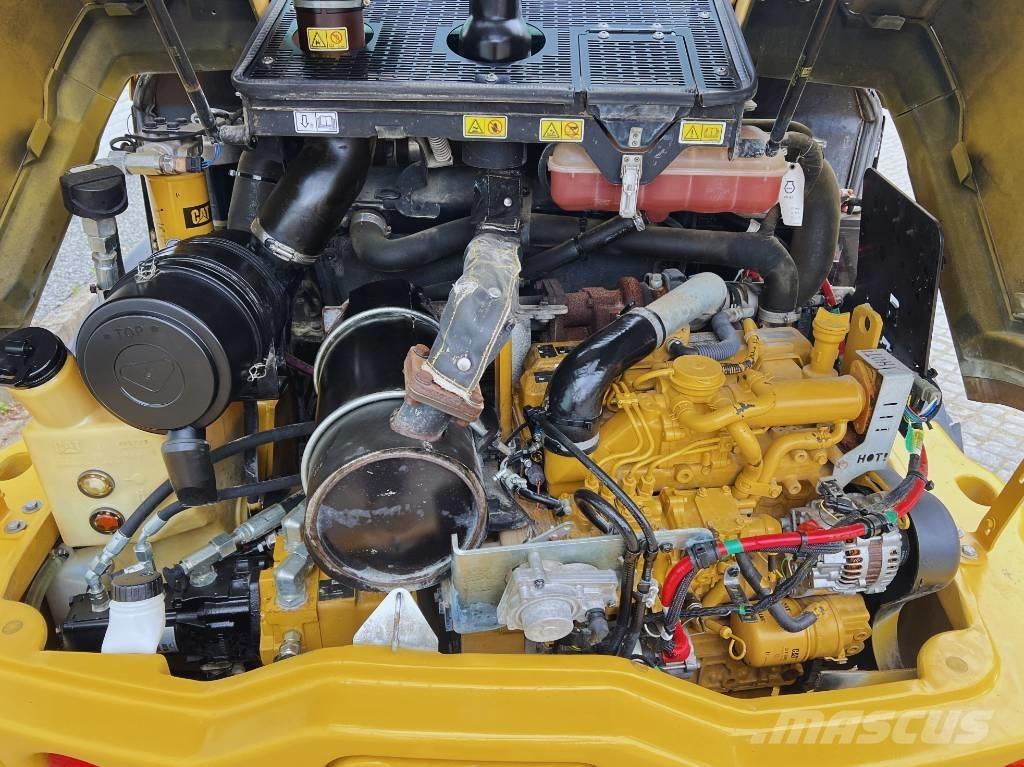 CAT 906 M     2016 Radlader