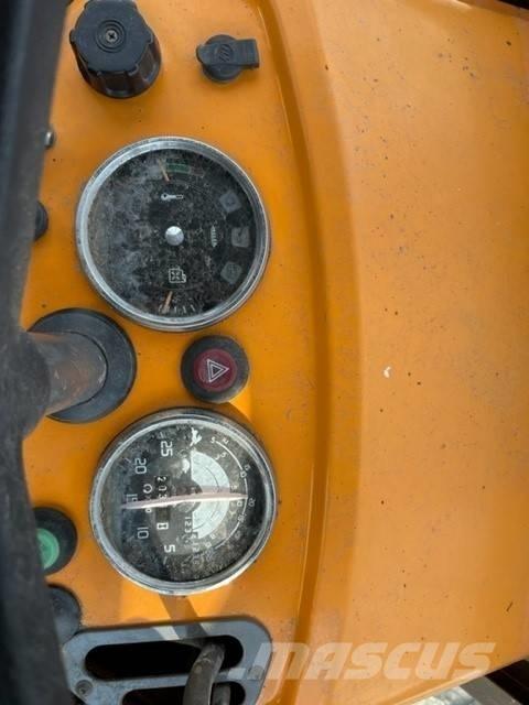 Renault R 65 14 LS Traktoren