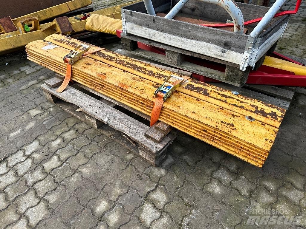 CAT 140 G Grader