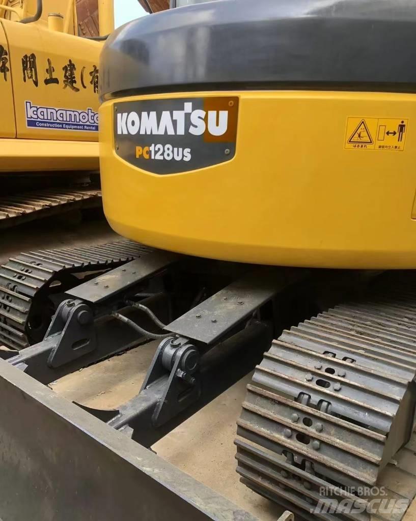 Komatsu 128 US Raupenbagger