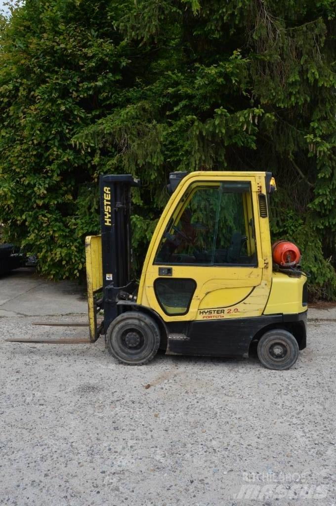 Hyster H 2.0 FT Gas Stapler