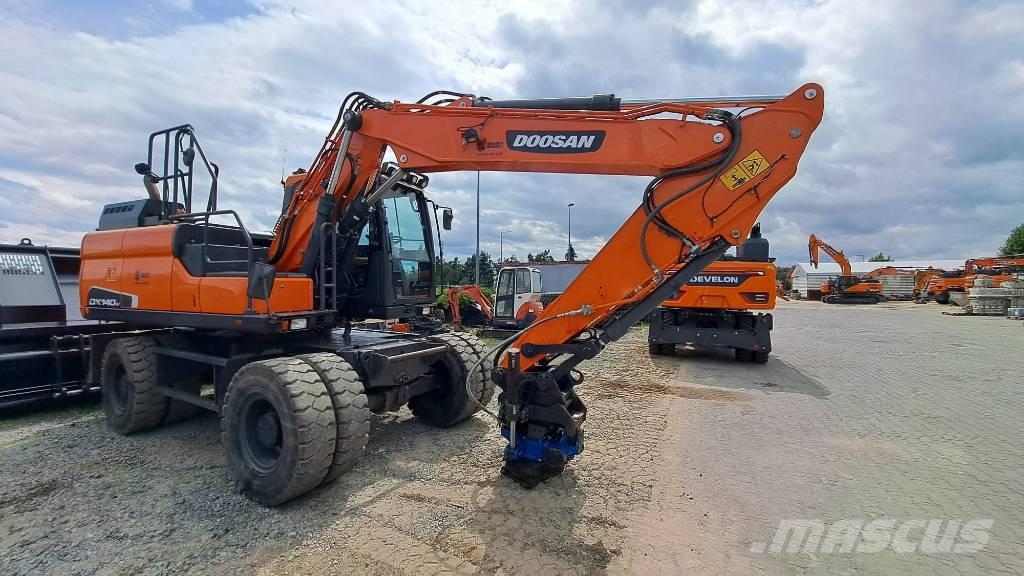 Doosan DX140W-5 Mobilbagger