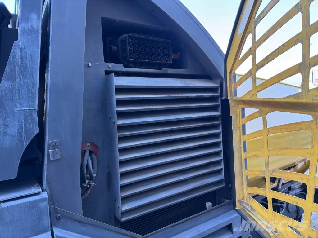 Bomag BMF 2500 S Strassenfertiger