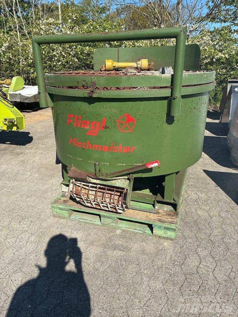 Fliegl Mischmeister Betonfertigungssanlagen