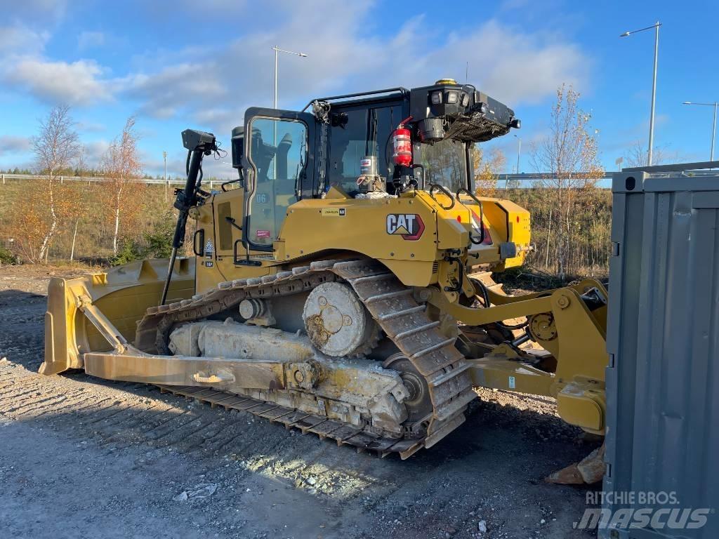 CAT D6 Bulldozer