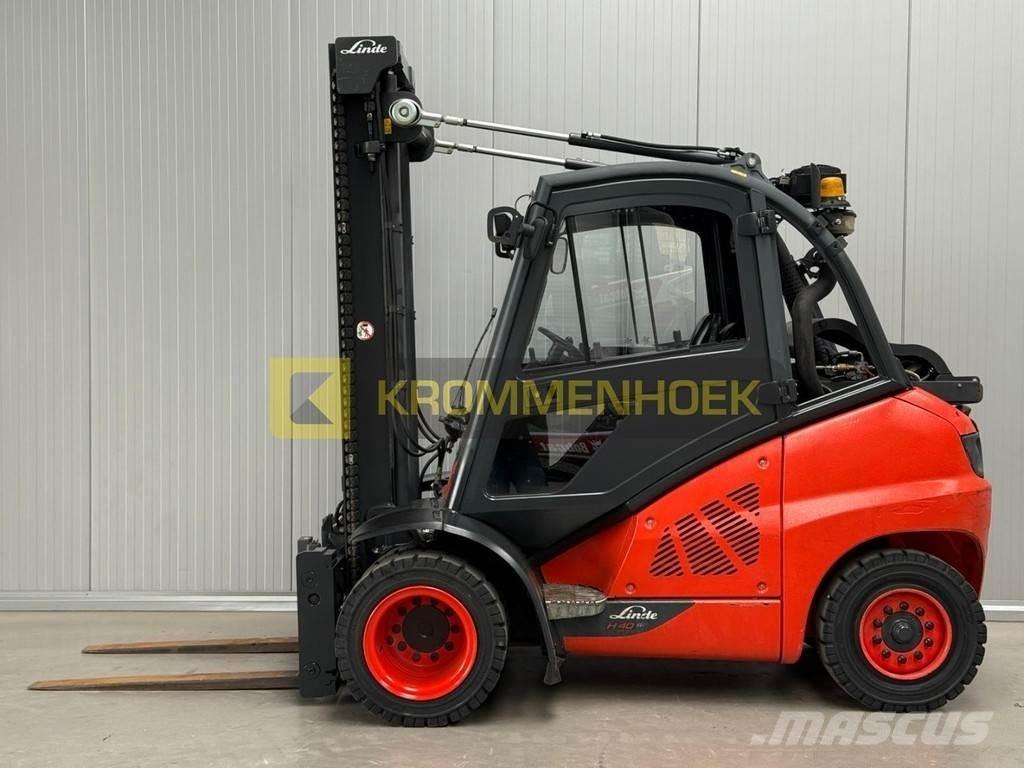 Linde H 40 T-02 Gas Stapler