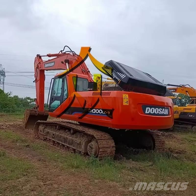 Doosan DH 300 LC-7 Raupenbagger