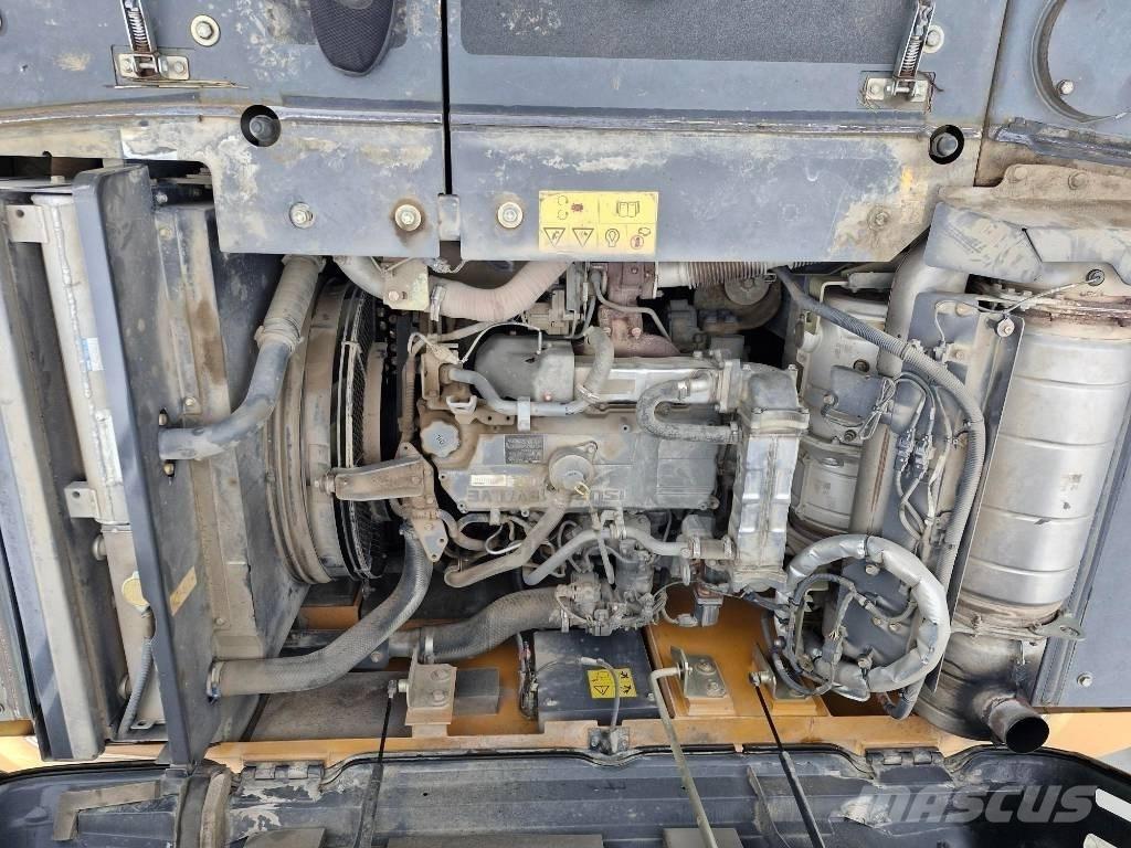 CASE CX 210 D Raupenbagger