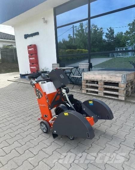 Husqvarna FS500E Sonstige Baumaschinen