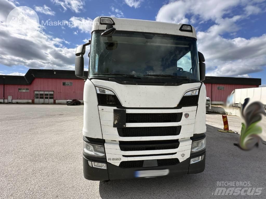 Scania R 520 Kastenaufbau