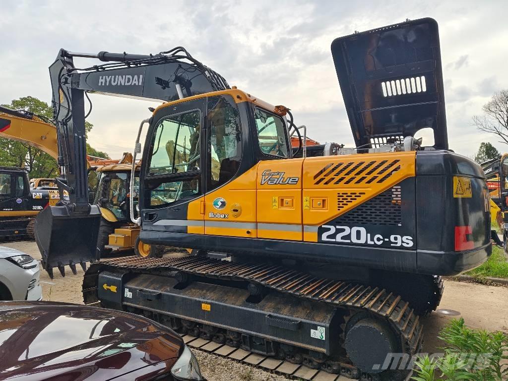 Hyundai R220LC-9S Raupenbagger