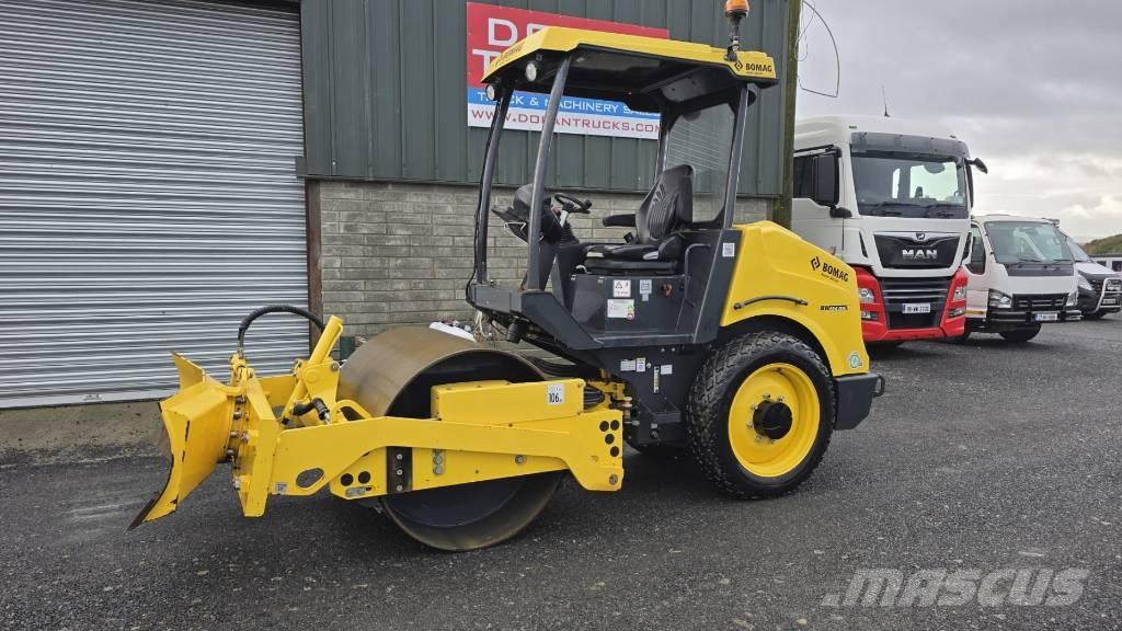 Bomag BW 124 DH Walzenzüge