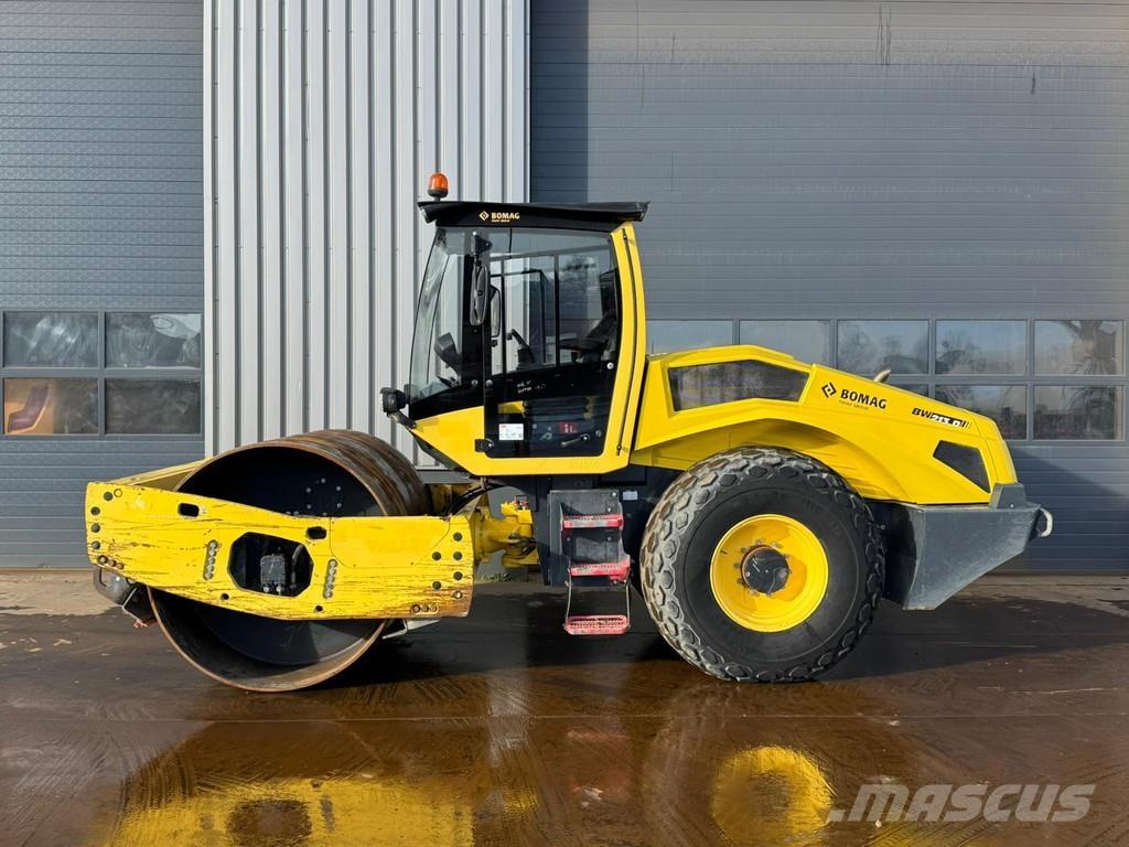 Bomag BW213D-5 Walzenzüge