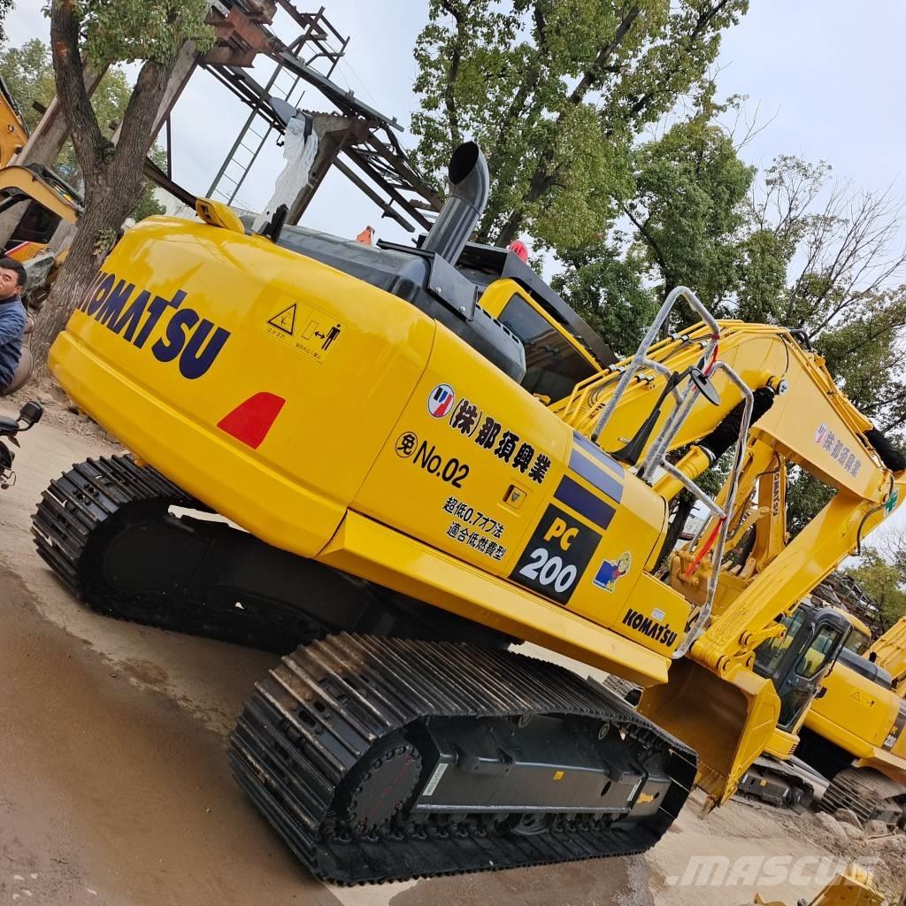 Komatsu 200 LC Raupenbagger