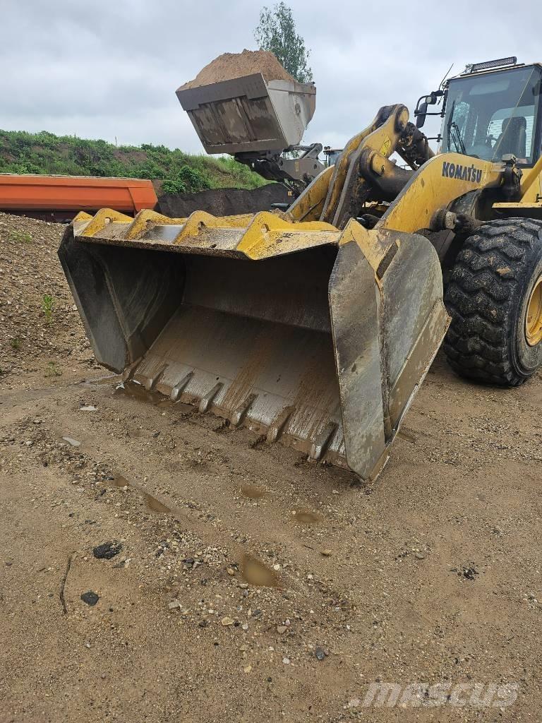 Komatsu WA 470 Radlader